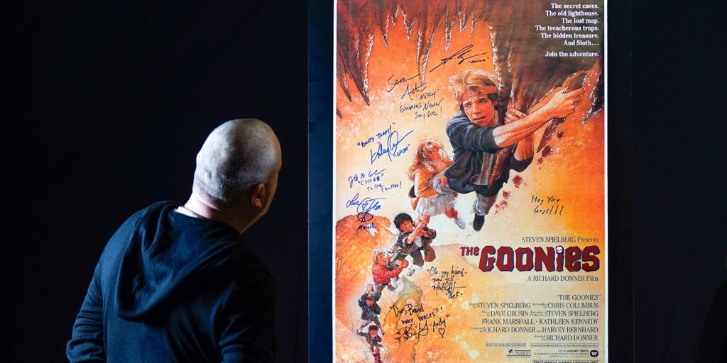 Robert Davi fears conservative views may hinder return for 'Goonies 2'