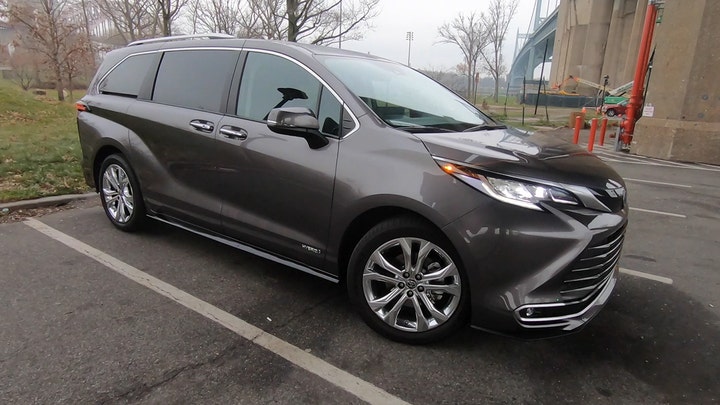 Test drive: 2021 Toyota Sienna
