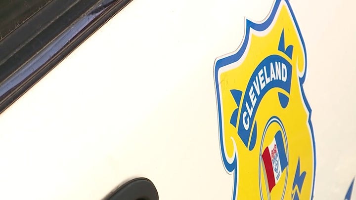Cleveland police warn of fake cops making traffic stops