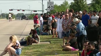 Former Det. Steve Rogers urges Americans to pray for police in wake of Texas mall shooting