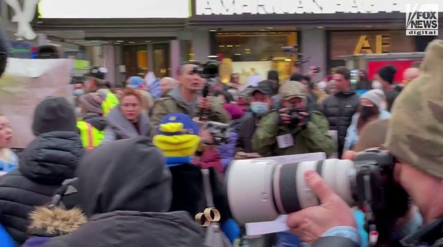 New York City Pro-Ukraine Protesters Chant 'No Fly Zone'