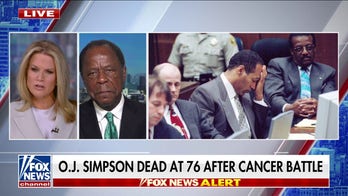 O.J. Simpson divided the country by race: Leo Terrell