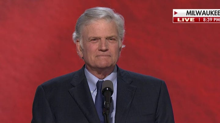 Rev. Franklin Graham prays over Donald Trump at the RNC