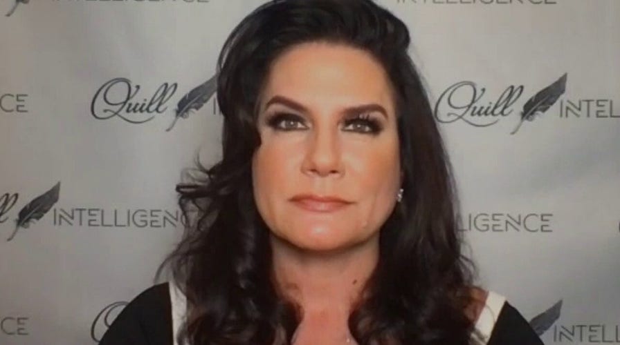 Former Dallas Fed adviser claims economy is 'firing on all cylinders'