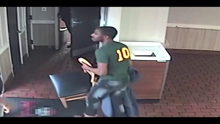 Washington D.C. man assaults victim with chair in Wendy's restaurant
