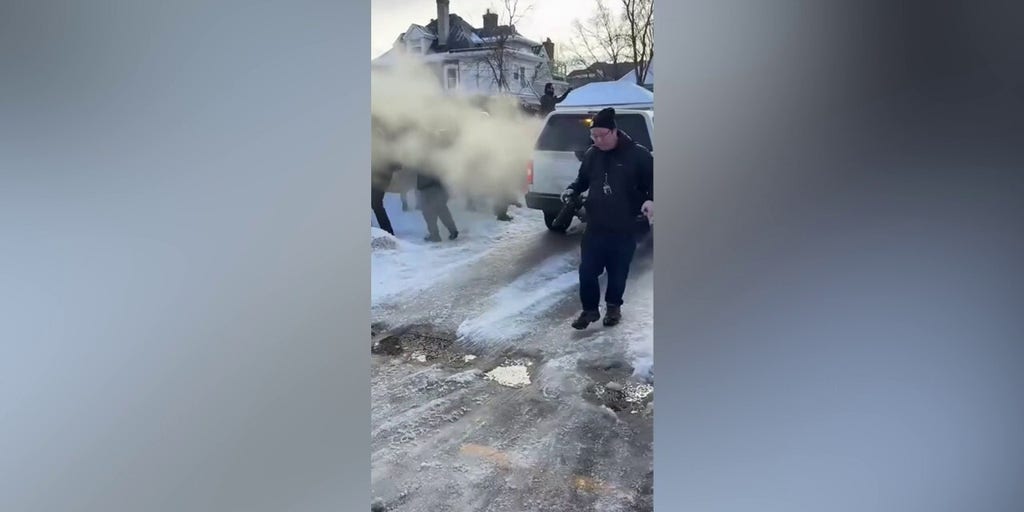 Agitators clash with ICE after fatal Minneapolis shooting