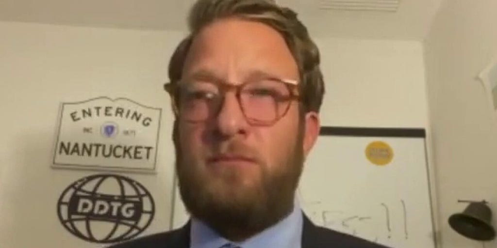 Barstool Sports founder creates fund to help lockeddown businesses