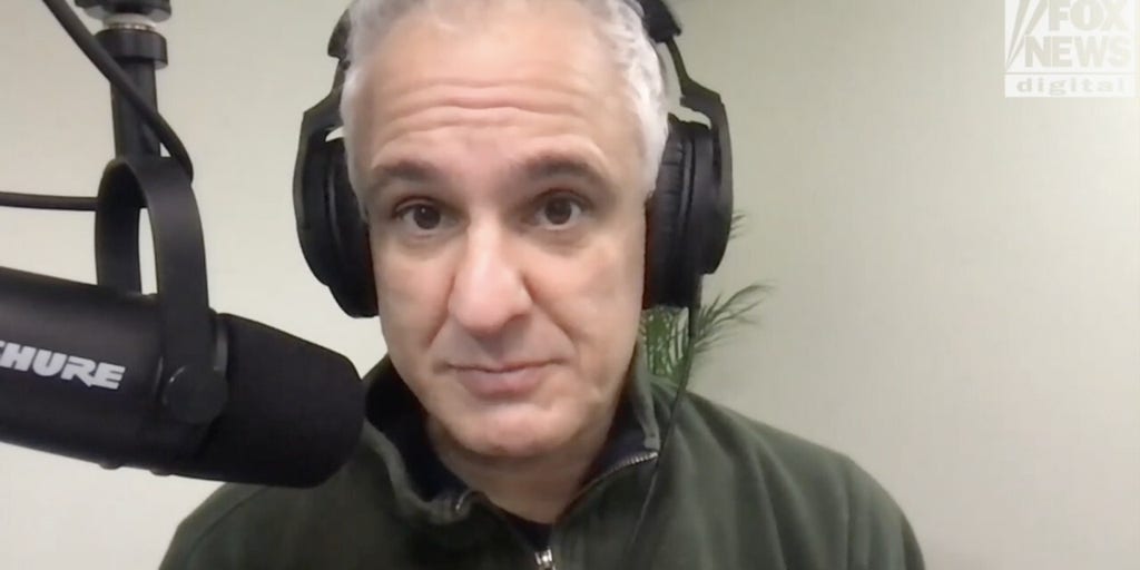 Peter Boghossian teaches 'forbidden classes' at University of Austin | Fox News Video