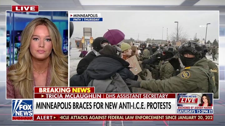 Minnesota teachers union demands ICE stays away from schools