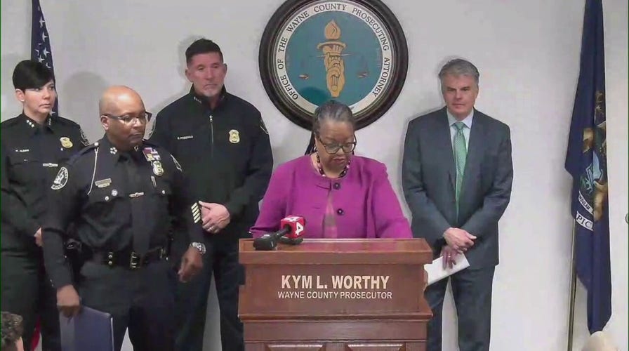 Prosecutors charge man with break-in, murder of prominent Detroit Jewish leader