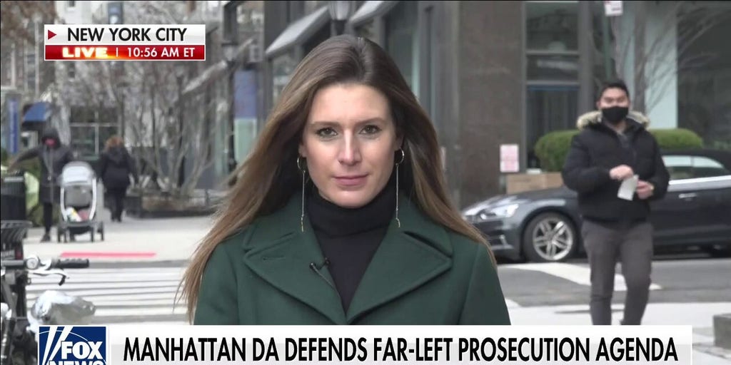 Manhattan Da Not Backing Down On Far Left Prosecution Agenda Fox News Video 