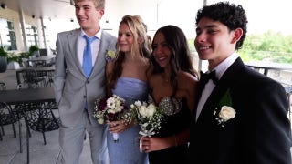 Texas hospital brings prom to high school senior recovering from back injury - Fox News