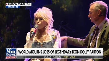Trump orders flags to half-staff for Dolly Parton