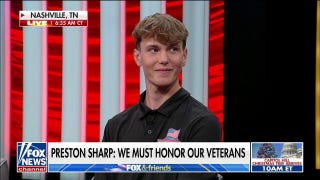 Teen wins ‘Young Patriot Award’ for work honoring veterans - Fox News