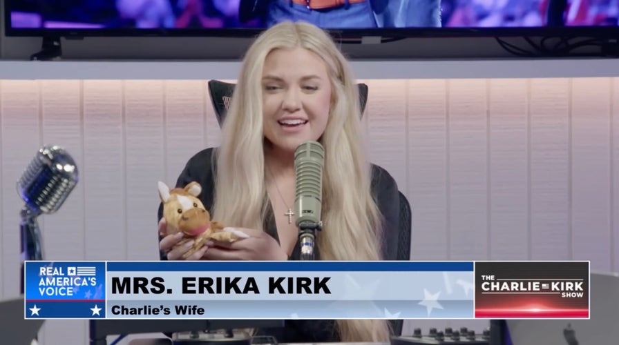 Erika Kirk recounts connection Charlie had with daughter during the show
