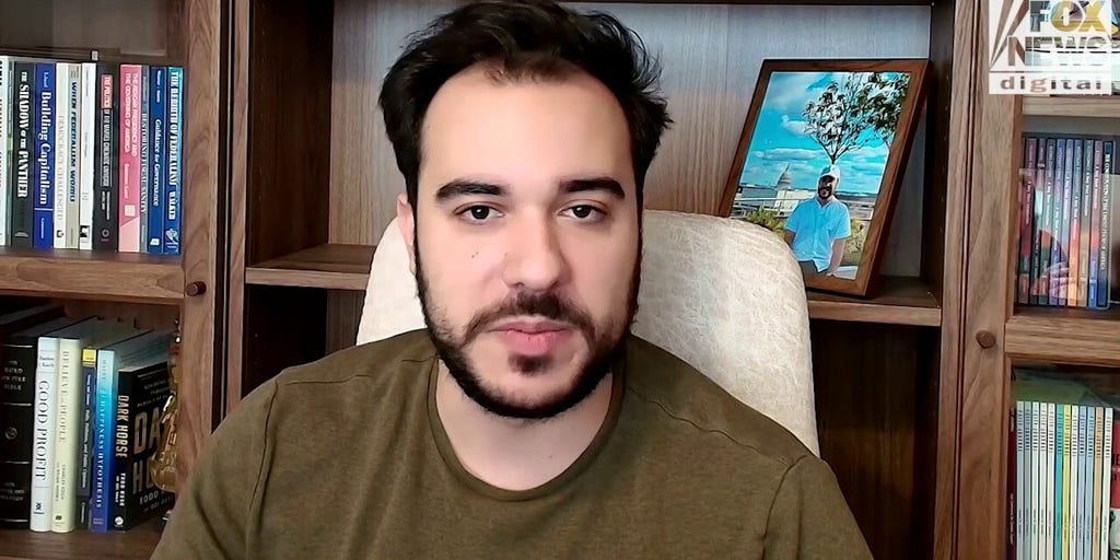 Expert warns proposed $30/hour minimum wage would ‘obliterate’ certain industries