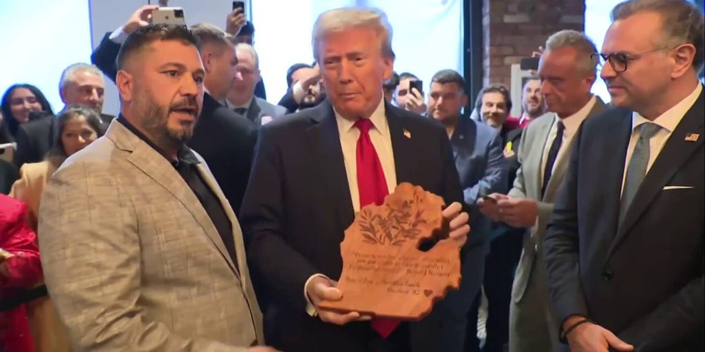 Trump makes appeal to Arab-American community in battleground state: 'We want to have peace on Earth'