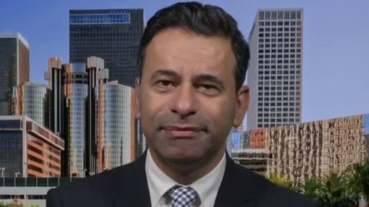 New CDC mask guidance was announced 'three months late': Dr. Makary
