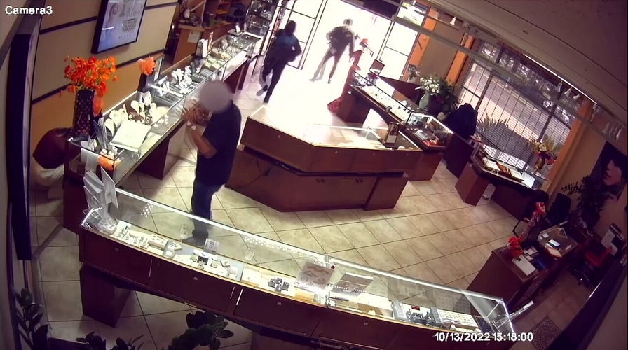 California jewelry store employee pistol-whipped by robbers dressed as an Amazon worker and security guard in broad daylight