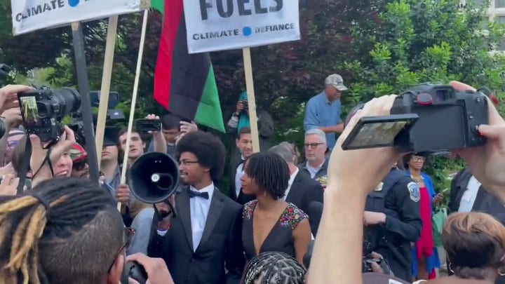 Justin Pearson joins White House Correspondents Dinner protesters, calls climate fight for justice