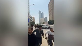 El vídeo muestra el ataque de Irán contra Baréin, cerca de la base naval estadounidense, y el caos en las calles.