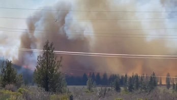 California's Mill Fire forces thousands to evacuate