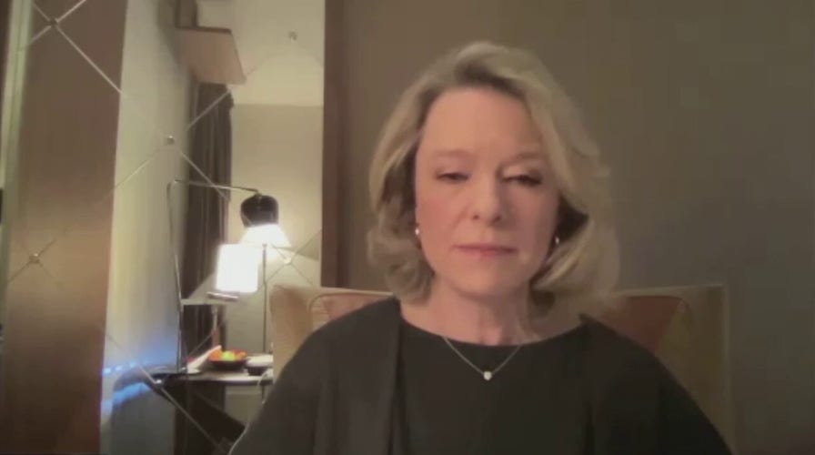 Russia's "60 Minutes" host Yevgeny Popov blames the West for destroying USSR