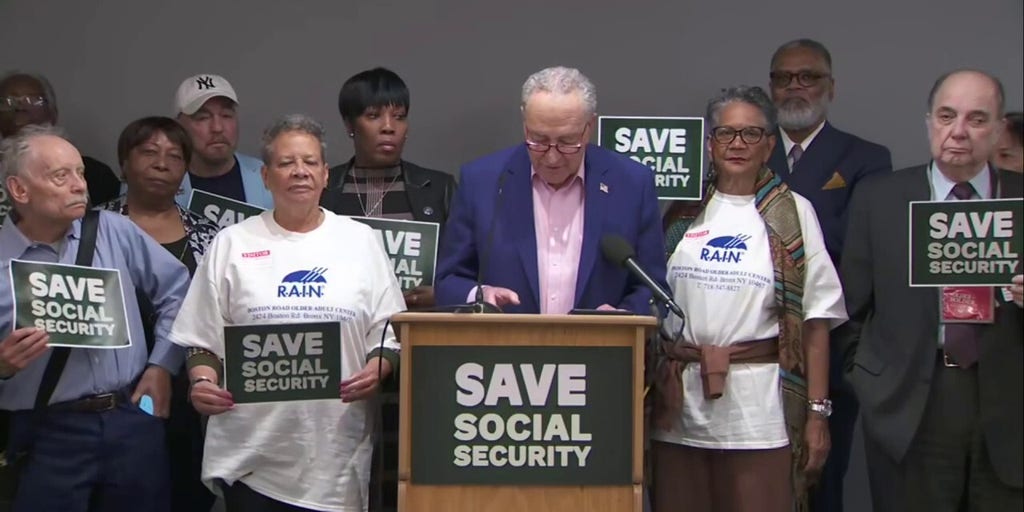 Schumer calls on Trump Social Security chief to resign