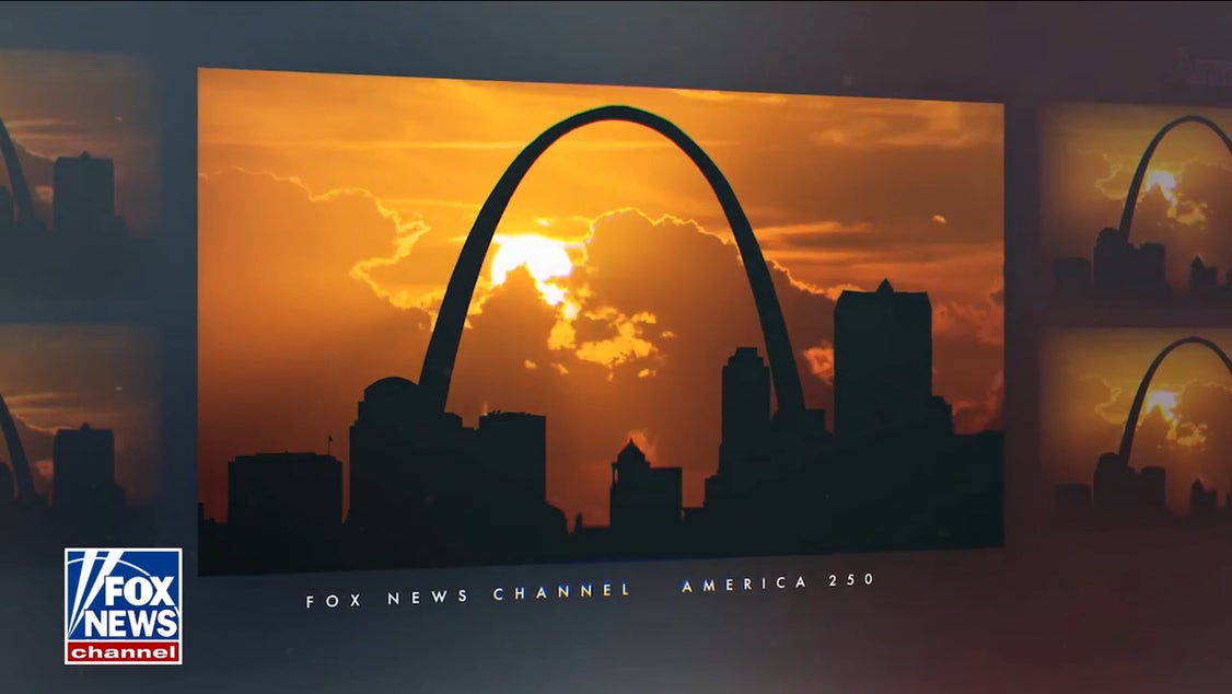 America 250: St. Louis Arch