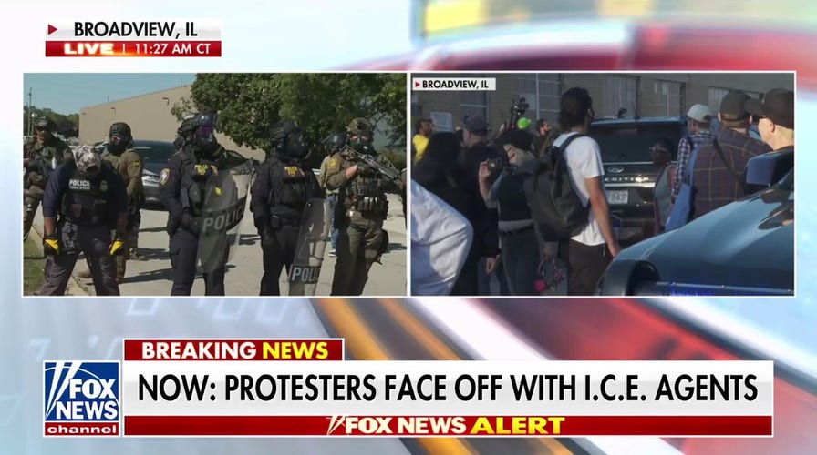 Protestors face off with Illinois ICE agents