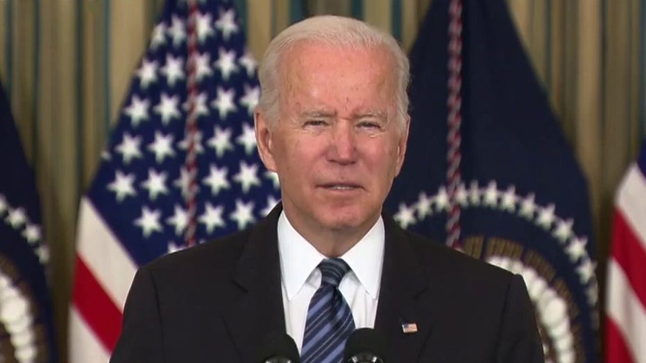 Biden urges Democrats to ram through Build Back Better bill