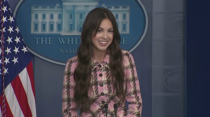Popstar Olivia Rodrigo speaks at White House press briefing