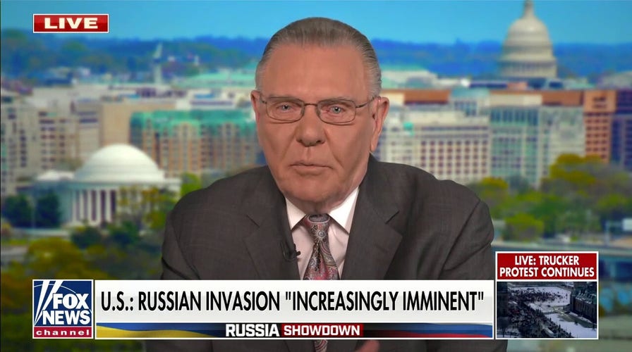 Invasion of Ukraine 'not without risk' for Putin: Keane