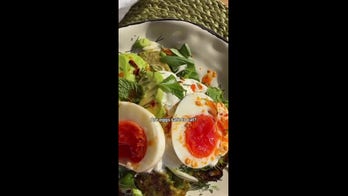 Are eggs safe to eat? Expert weighs in with two tips