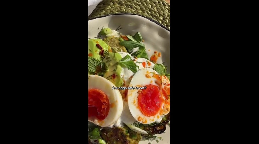 Are eggs safe to eat? Expert weighs in with two tips