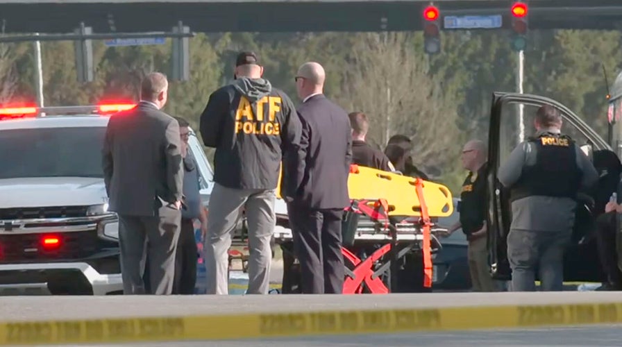 WATCH LIVE: Authorities hold press conference after several people dead in Louisville bank shooting