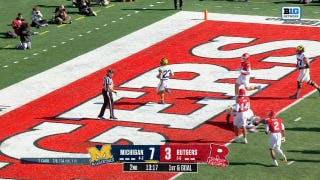 Jordan Marshall anota un touchdown por tierra de 2 yardas y amplía la ventaja de Michigan sobre Rutgers