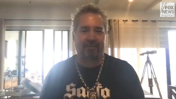 Consideración especial de Guy Fieri para los militares en activo, veteranos y primeros intervinientes