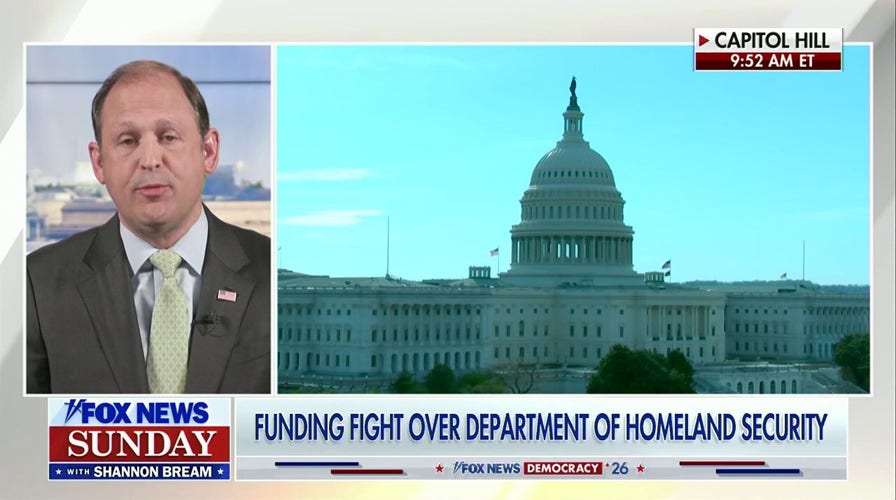 Rep. Barr vows to halt  ‘radical left’ from defunding ICE, Border Patrol