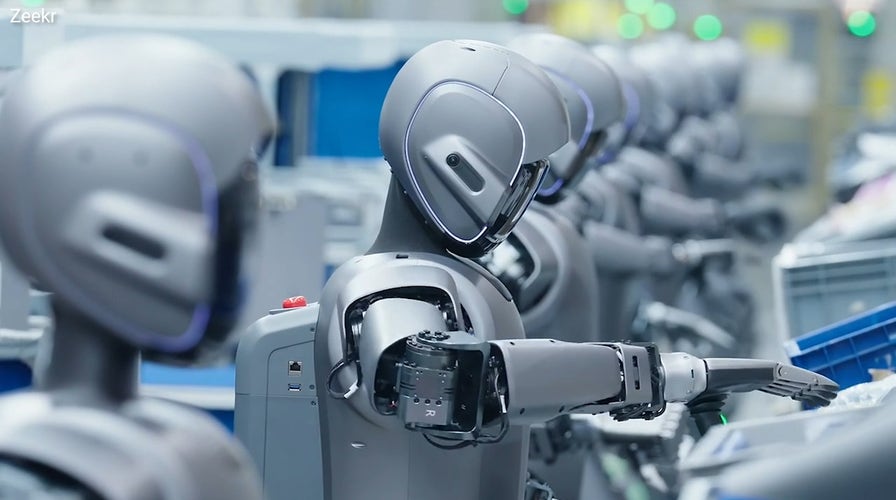 'CyberGuy': Scary AI-powered swarm robots team up to build cars faster than ever