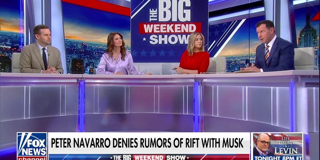 The White House has to get its communications in order, says Joe Concha