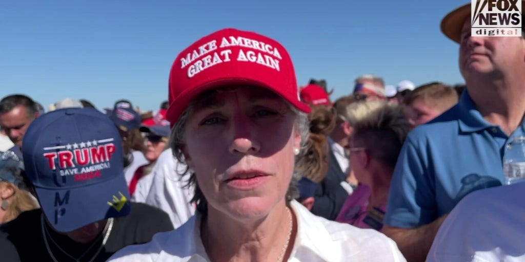 Trump rallygoers react to possible arrest; one says it'll 'martyr' ex