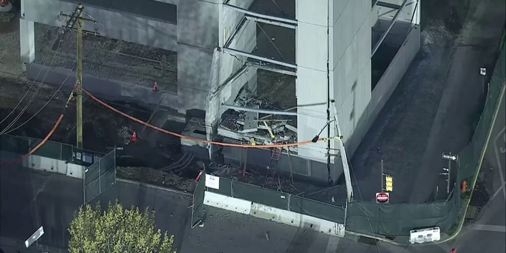 Parking garage collapse in Philadelphia leaves at least 1 dead, 2 unaccounted for