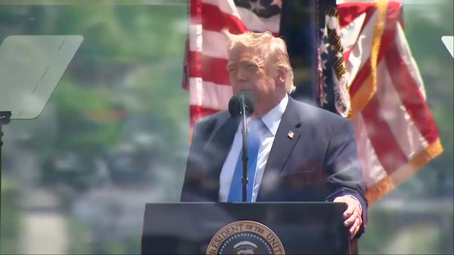 Trump vows US won��t let Iran have a nuclear weapon and ��blow up the entire Middle East, Israel��