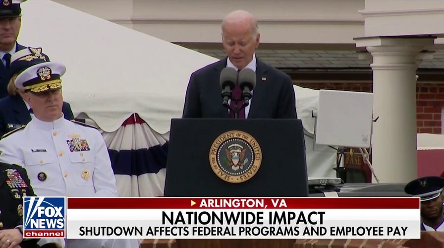 White House tries to blame shutdown on Republicans