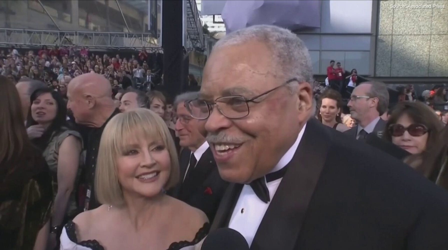 The Passing of a Legend: James Earl Jones, Voice of Darth Vader, Embraces AI Legacy