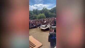 Wild South Carolina river brawl caught on camera as punches fly at popular sandbar
