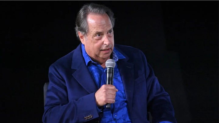 Jon Lovitz rails against Democrats on Israel, antisemitism