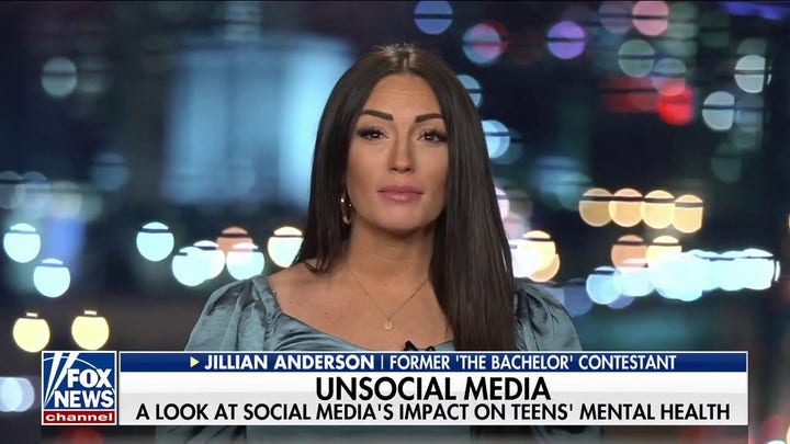 Social media made me feel like I had to 'chase likes:' Jillian Anderson