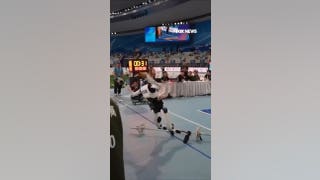 Robot crashes into judges' table during humanoid weightlifting final
